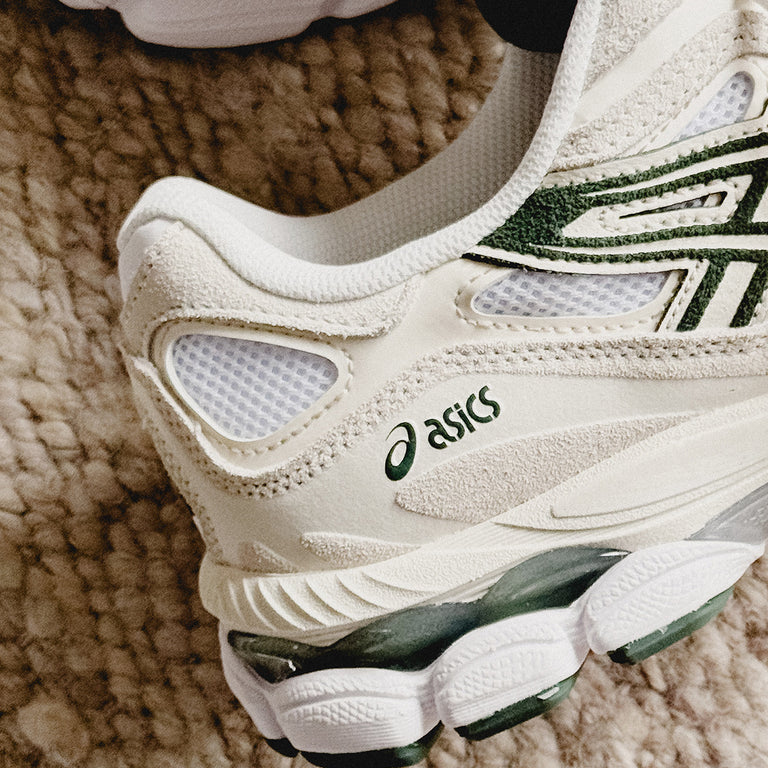 Asics GEL-NYC onfeet