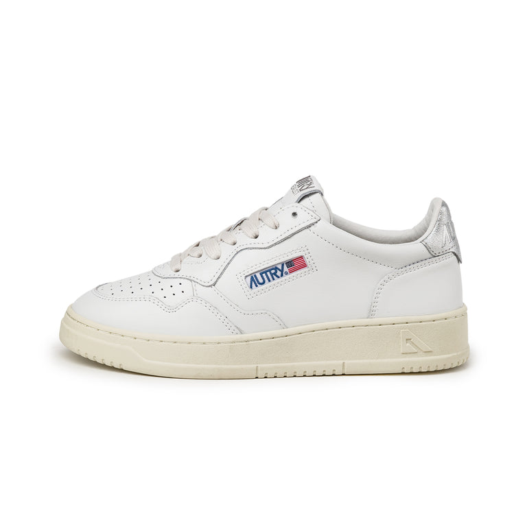 Autry Medalist W - 37 / White / Silver

