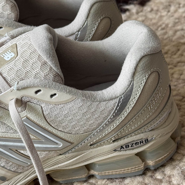 New Balance ABZORB 1890 onfeet