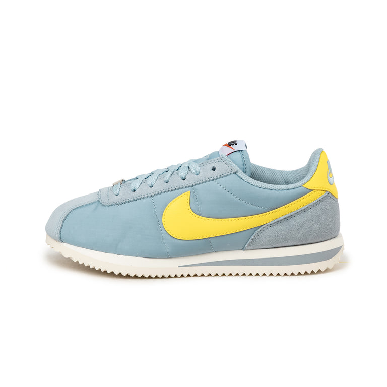 Nike Wmns Cortez TXT - 38 / Light Armory Blue / Lightning / Sail
