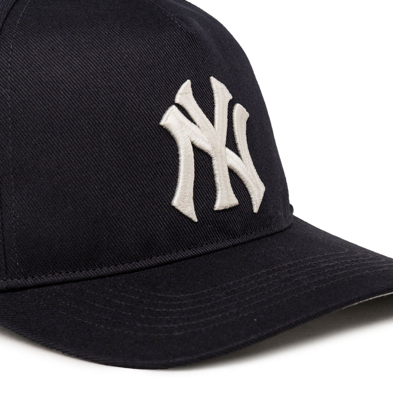 47 MLB New York Yankees Golden Age Replica Hitch - 2
