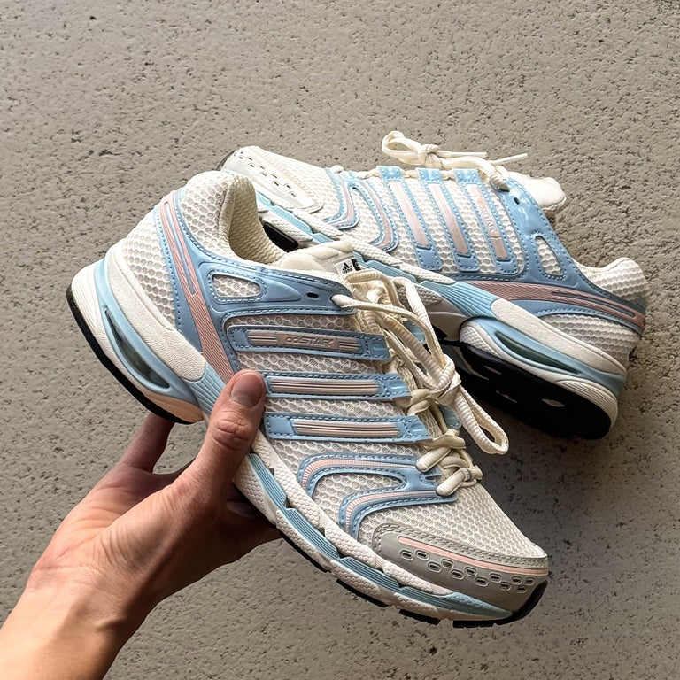 Adidas Adistar Control 5 W onfeet