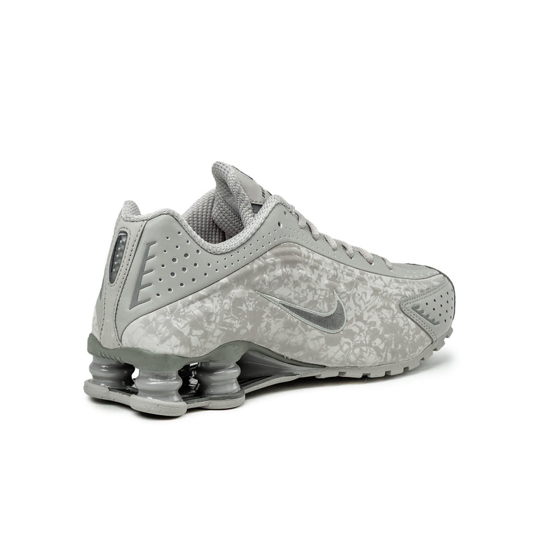 Nike Wmns Shox R4 - 36 / College Grey / Flat Pewter - 3