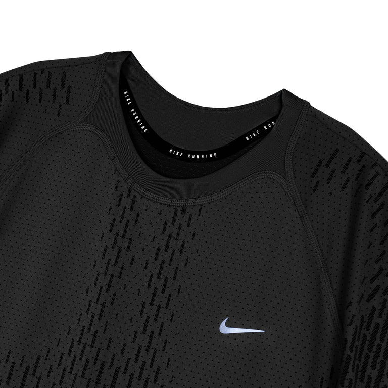 Nike	Stride Dri-Fit ADV Short-Sleeve Running Top - L / Off Noir / Black - 2