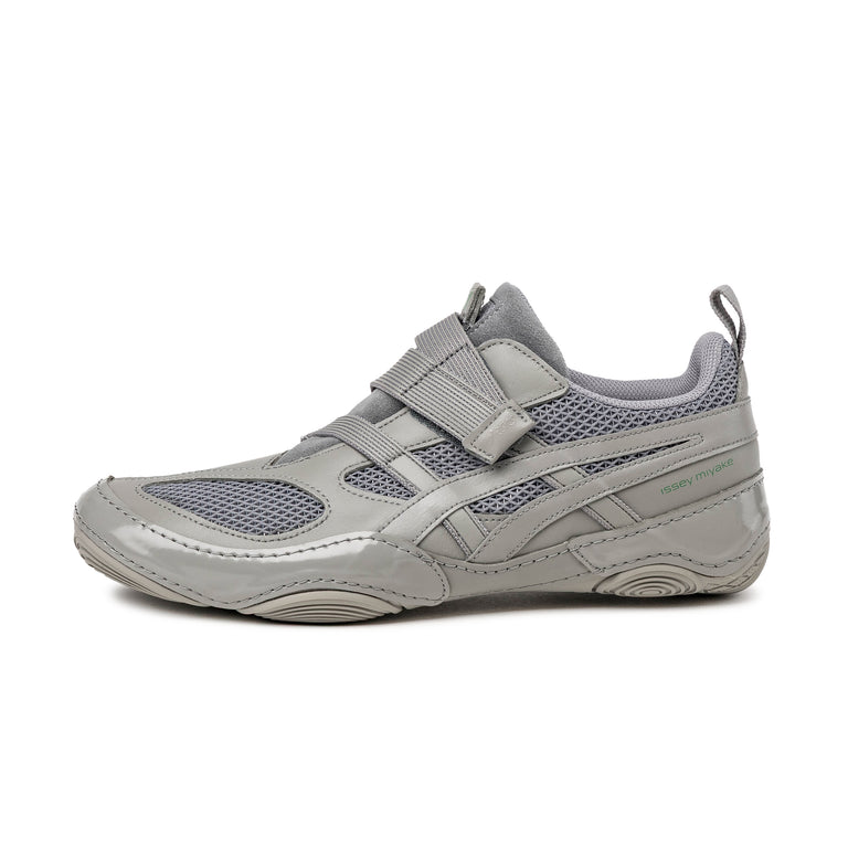 Asics x Issey Miyake Hyper Taping - 40.5 / Grey / Grey
