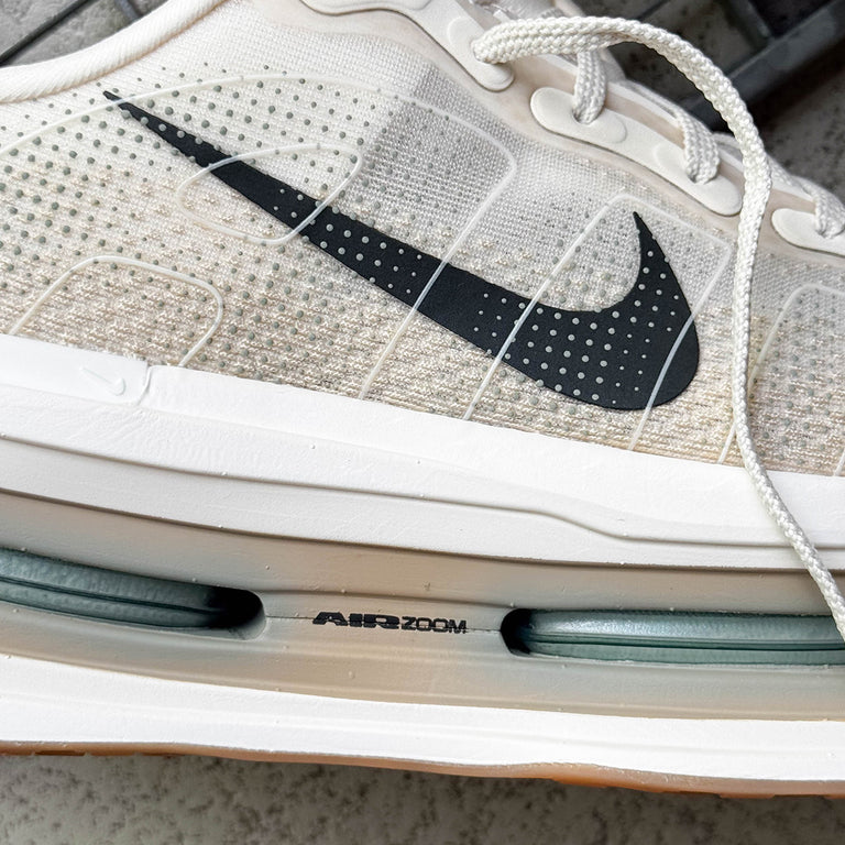 Nike Vomero Premium onfeet