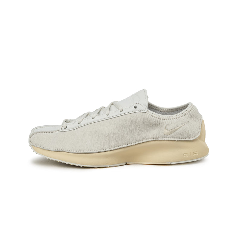 Nike Wmns Air Superfly LX - 40.5 / Sail / Muslin / Soft Yellow - 1